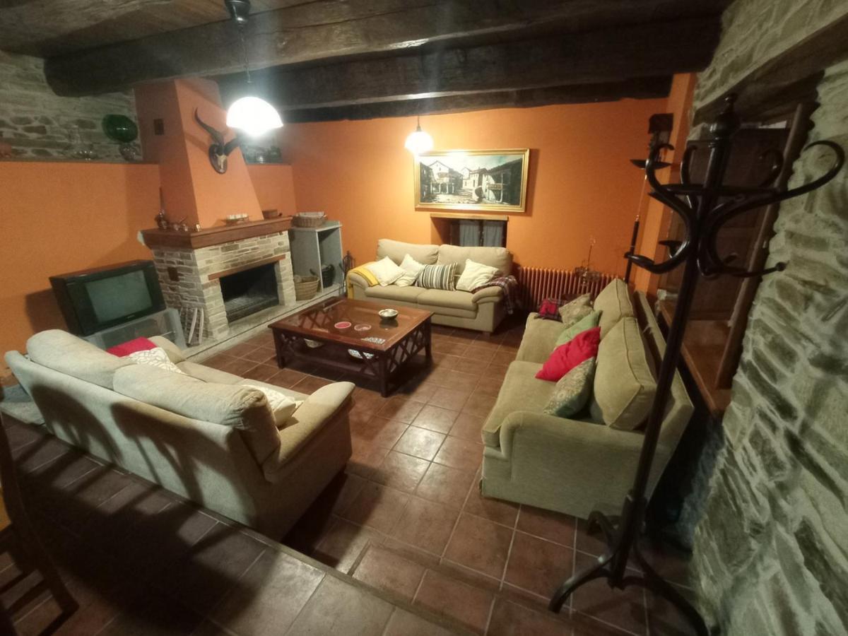 Casa De Abril 2 Villa San Cristobal de Valdueza Bagian luar foto